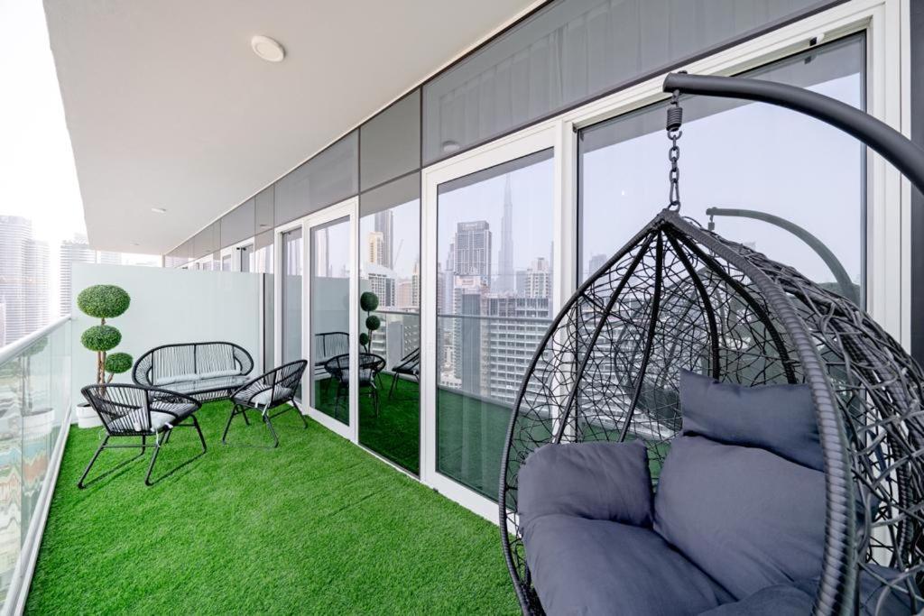 Brand New 1Br- Business Bay - Burj Khalifa View Appartement Dubai Buitenkant foto