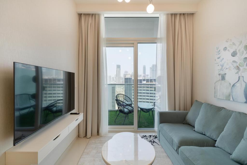 Brand New 1Br- Business Bay - Burj Khalifa View Appartement Dubai Buitenkant foto